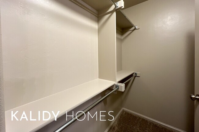 Building Photo - 12933 NW 3rd Terrace