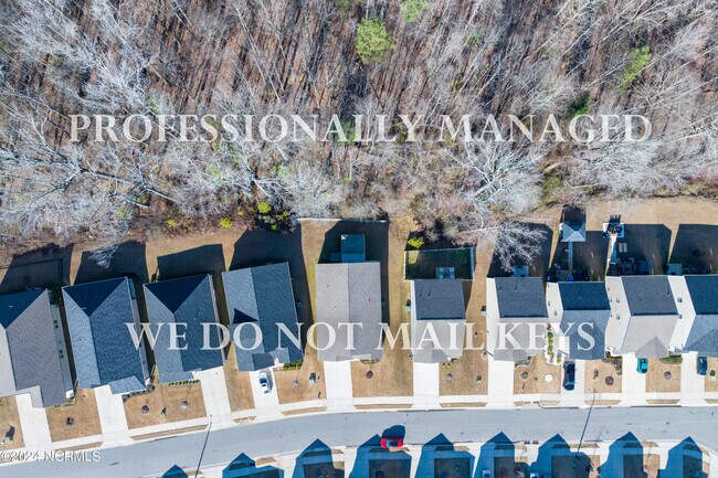 Building Photo - 458 Golden Villas Dr
