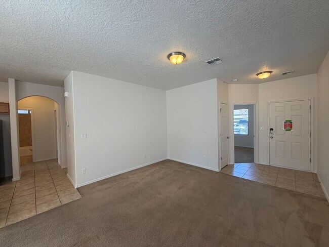 Building Photo - 3 Bedroom Single Story Home Near Unser Blvd NW & Paradise Blvd NW!