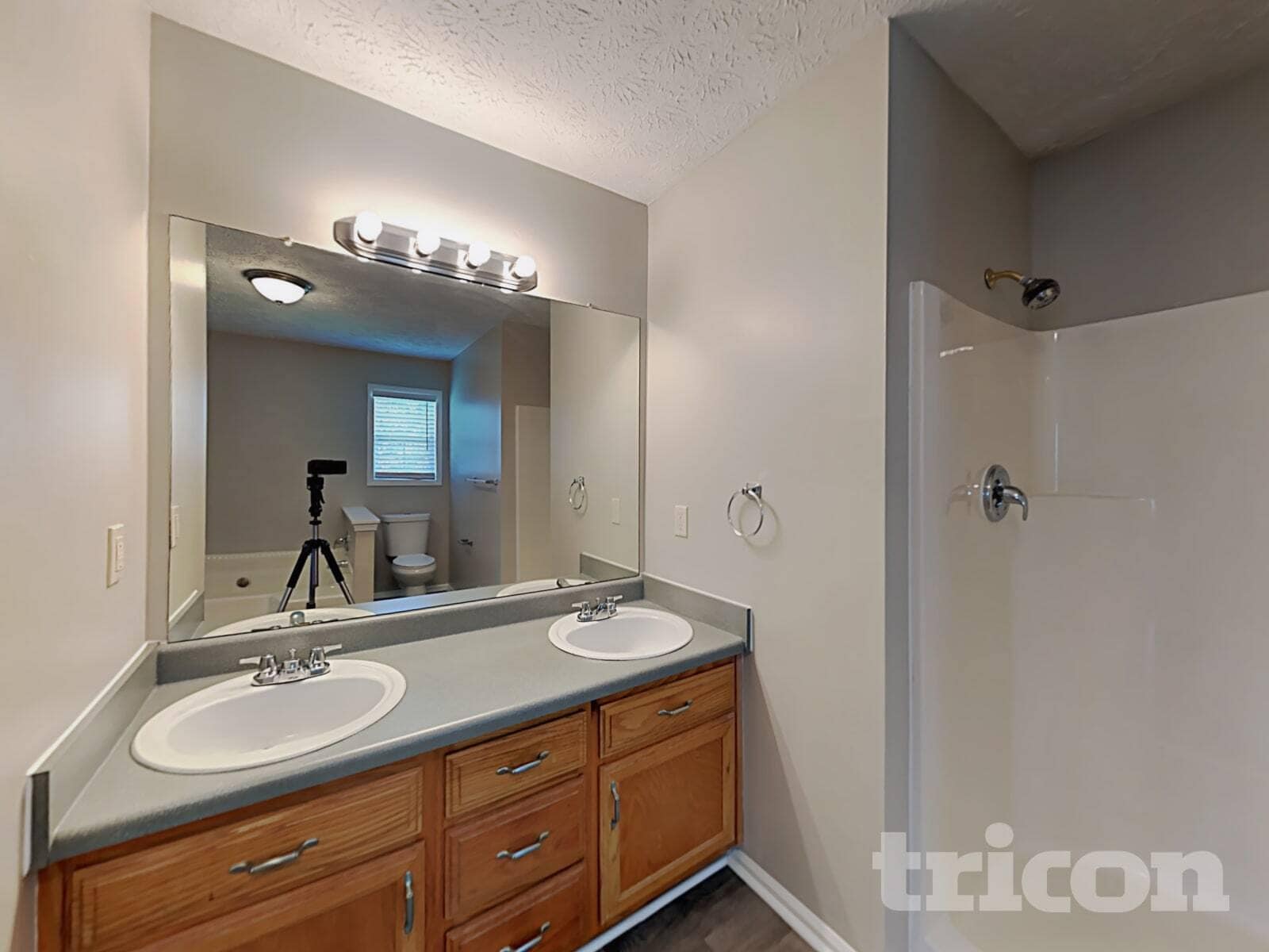 Building Photo - 514 Trinity Tr