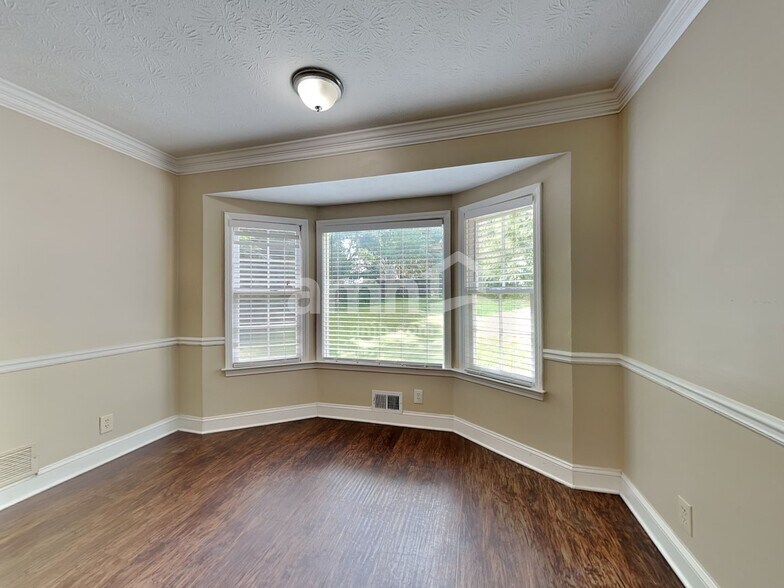 Building Photo - 1839 Stonebrook Way