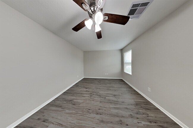 Building Photo - 3027 Zephyr Glen Way