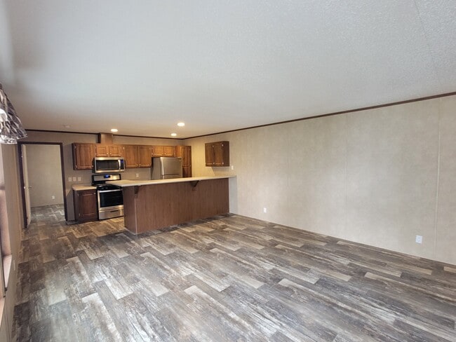 Building Photo - 3660 S Lapeer Rd