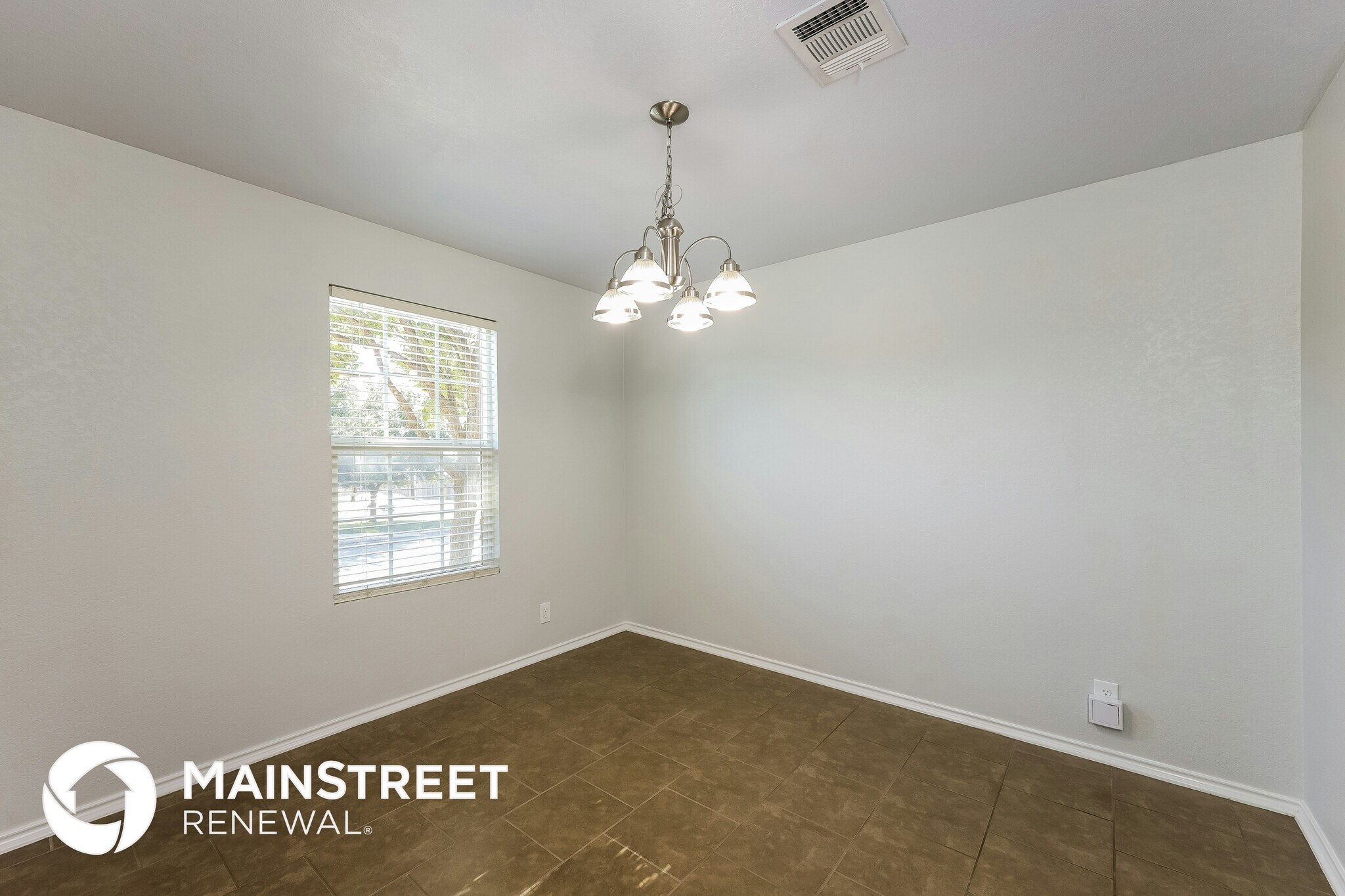 Building Photo - 11527 Fort Smith