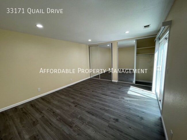 Building Photo - 33171 Quail Dr