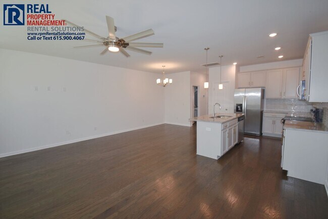 Building Photo - Gorgeous 3BR/2.5BA townhome w/ garage, w/dryer hookups, triple Rockvale schools!