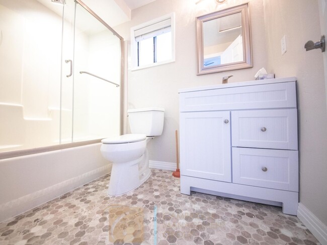 Interior Photo - 1020-1026 Coast Blvd S., 1024 Coast Blvd S.