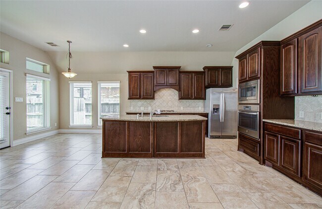 Building Photo - 3814 Trophy Ridge