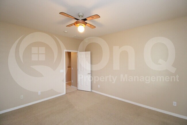 Building Photo - 3951 E Ravenswood Dr