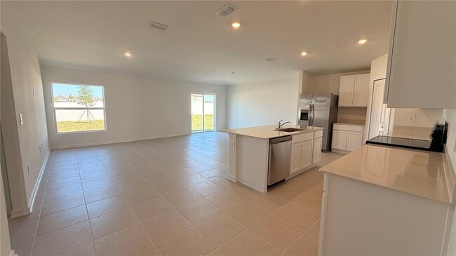 Building Photo - 299 ARTEMIS St