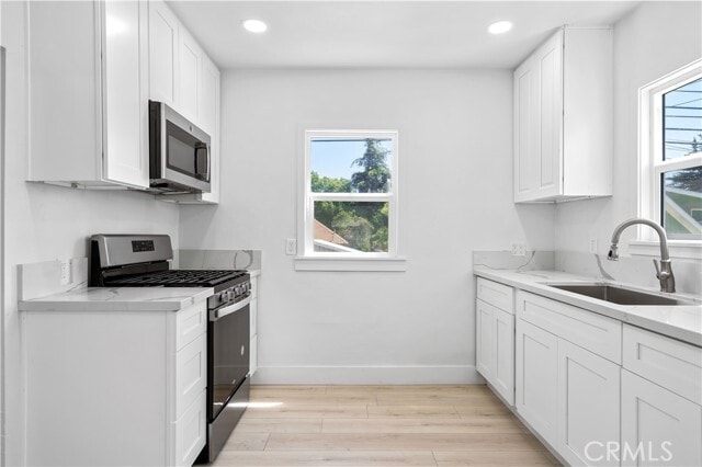 Building Photo - 2240 6th St