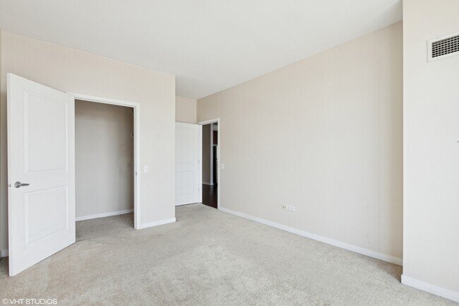 Building Photo - 757 N Orleans St