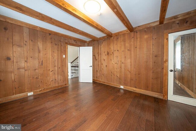 Building Photo - 625 Chelten Hills Dr