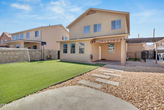 Building Photo - 11512 Robert Lennox Dr