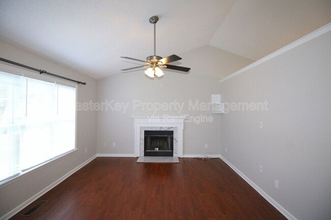 Building Photo - 305 Noonday Ct