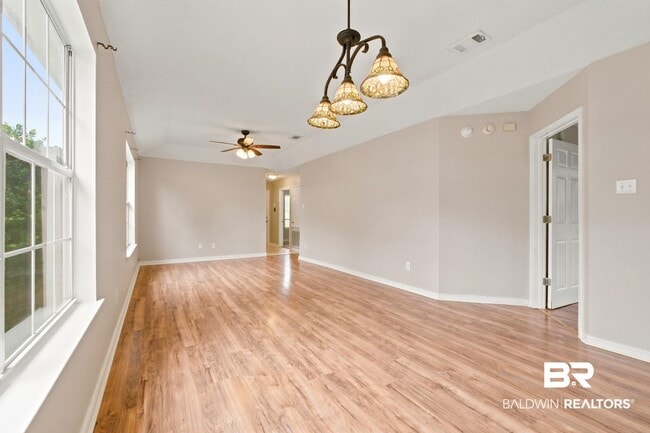 Building Photo - 7689 Audubon Dr