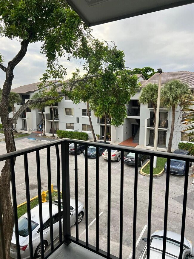 Building Photo - 7200 NW 179th St