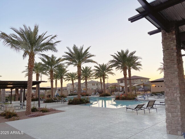 Building Photo - 22889 E Roundup Way