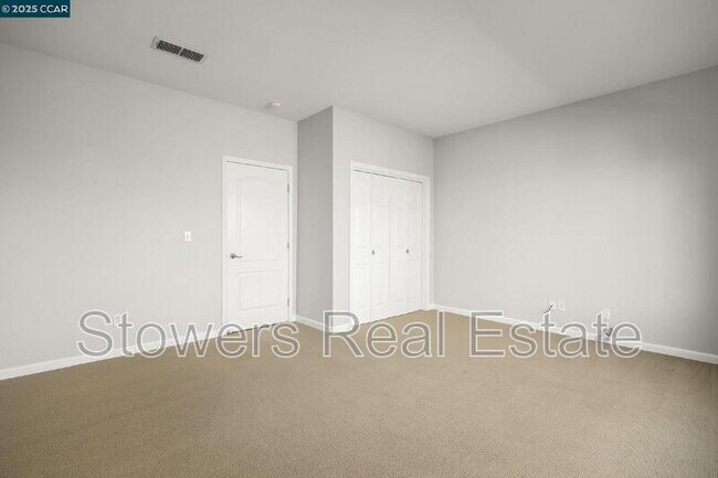 Building Photo - 2621 Carson Way