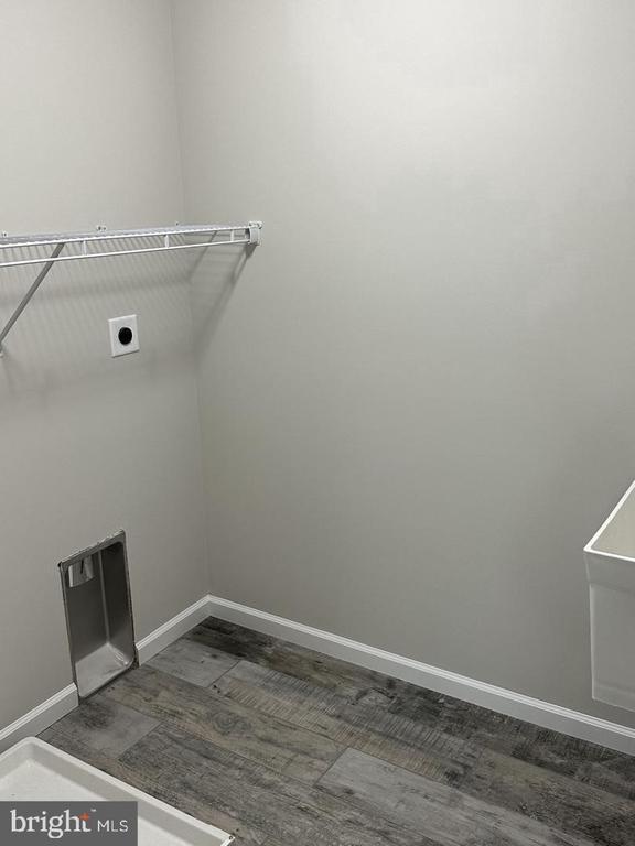 Building Photo - 106 Delano Dr