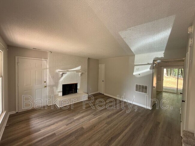 Building Photo - 101 Greengate Ct