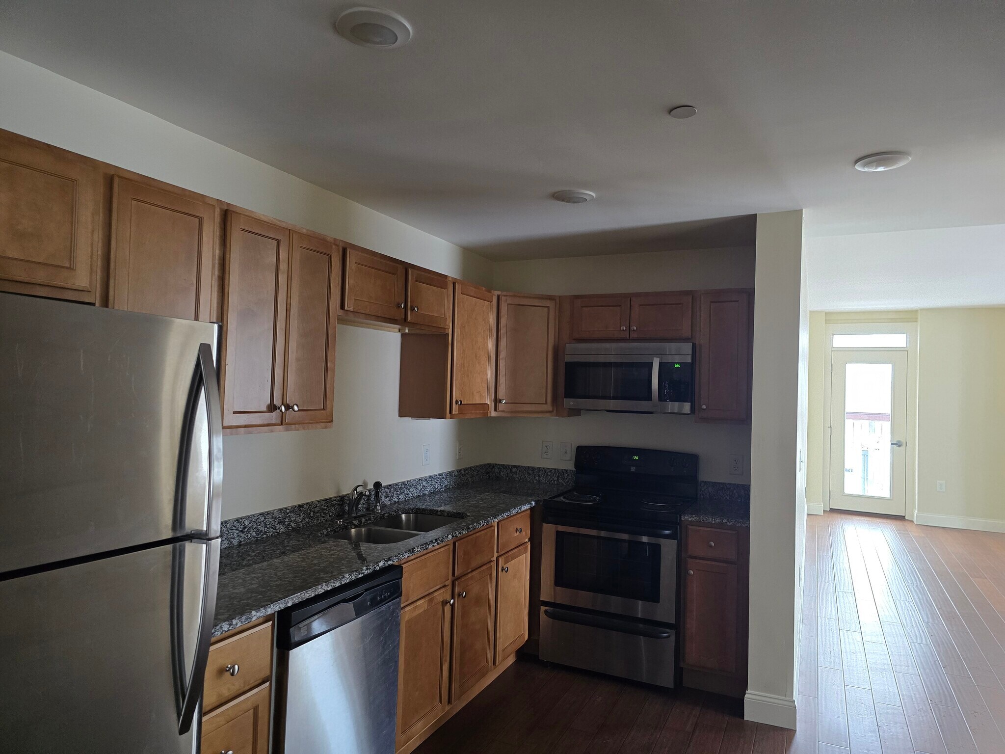 Building Photo - 152 N Main St