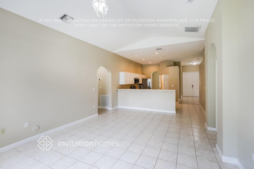 Building Photo - 22042 SW 94th Ave