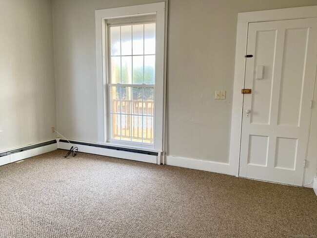 Building Photo - 53 Horton Ave