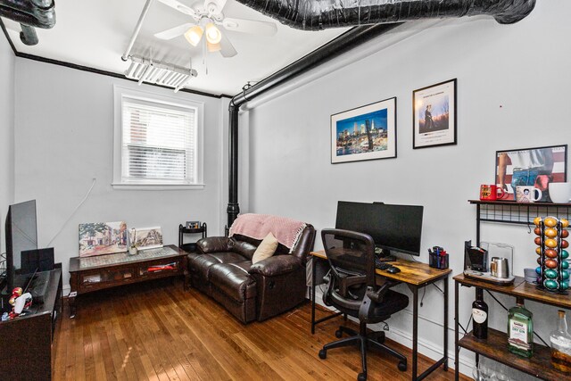 Building Photo - 604 W Addison St