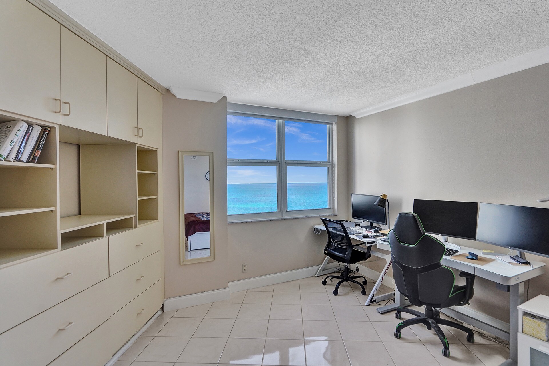 Building Photo - 3180 S Ocean Dr
