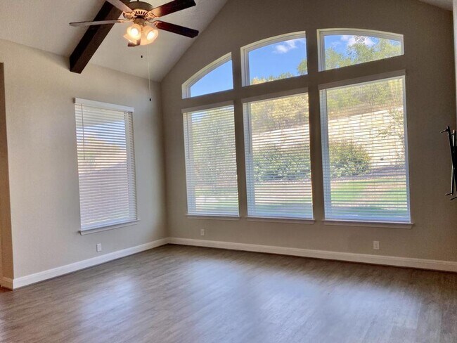 Building Photo - 24914 Resort Pkwy