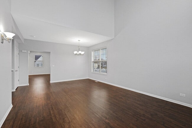 Building Photo - 1876 Bluestem Cir