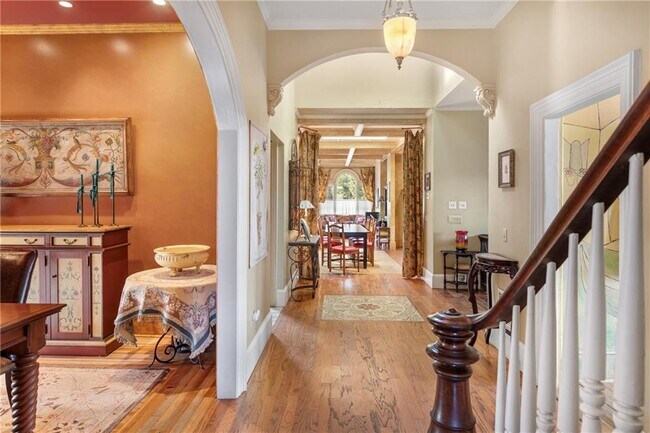 Building Photo - 287 Gibbs Ave