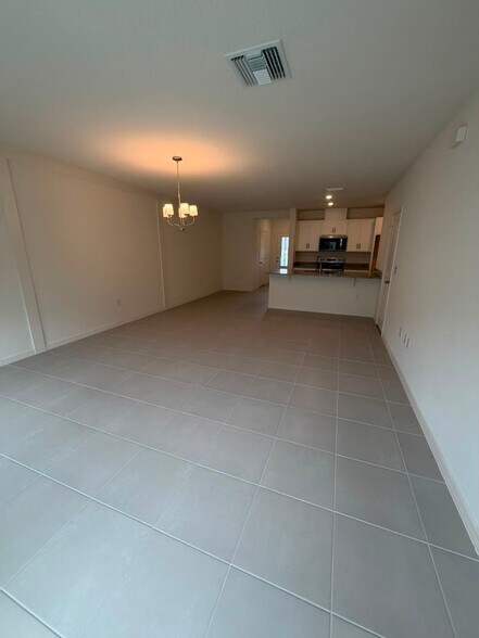 Building Photo - 16631 Luminary Lp