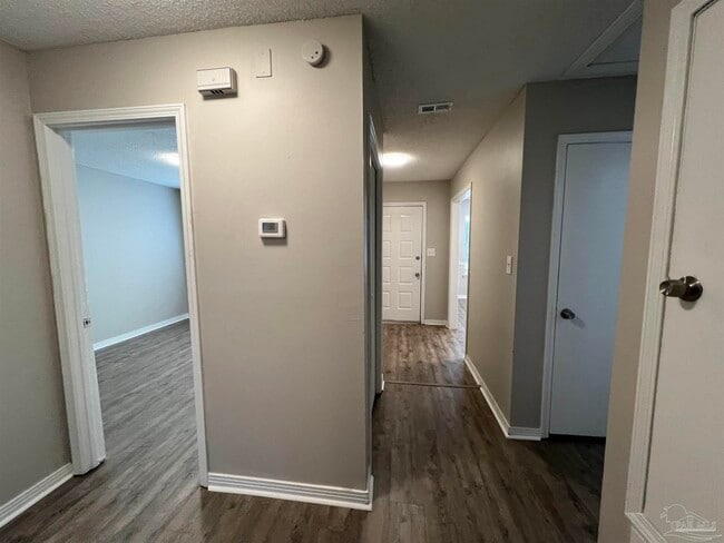 Building Photo - 1350 Fairchild St