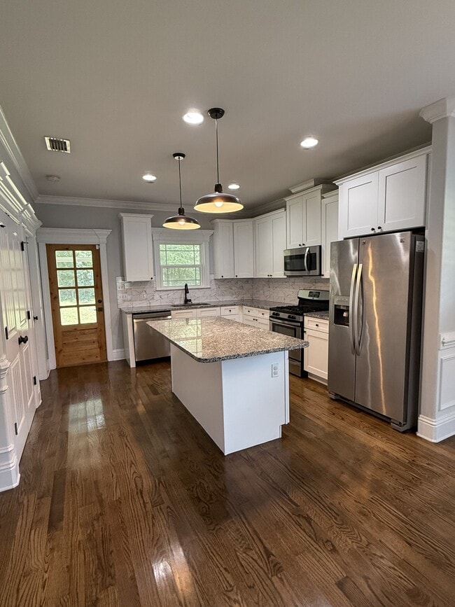 Building Photo - 92 Arbor View Dr