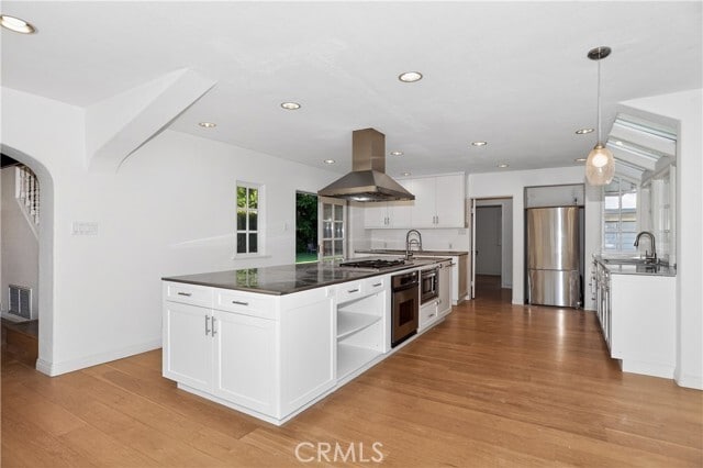 Building Photo - 6211 Warner Dr