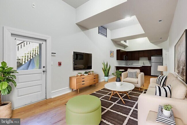 Building Photo - 2136 E Dauphin St