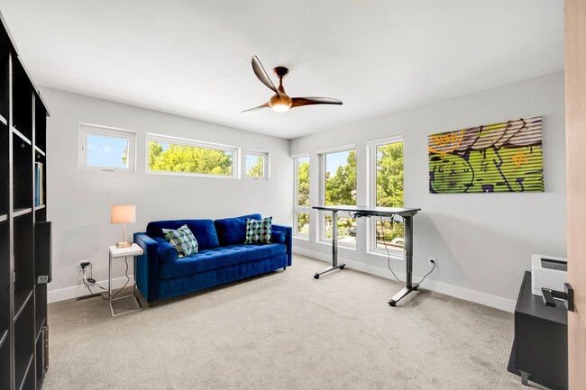 Building Photo - Luxury 4BD, 5BA Duplex in LoHi with Covered Rooftop Deck