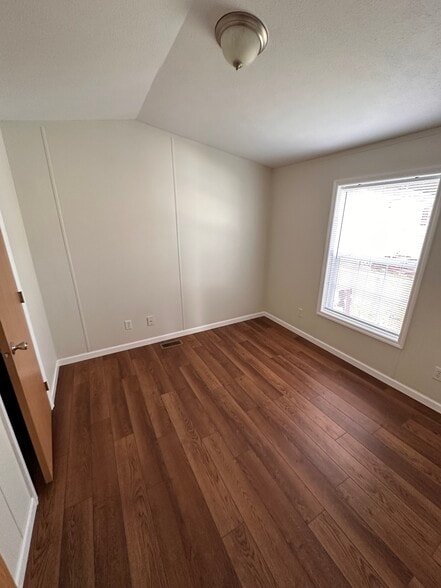 Building Photo - 5 Jacob Dr