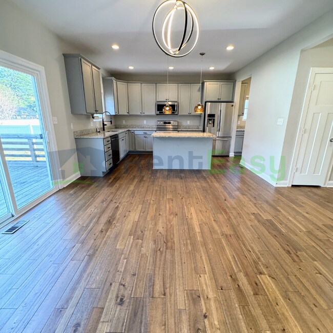 Building Photo - 3400 Freemason Dr