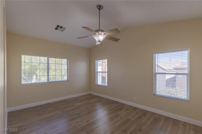 Building Photo - 10382 Cherry Brook St