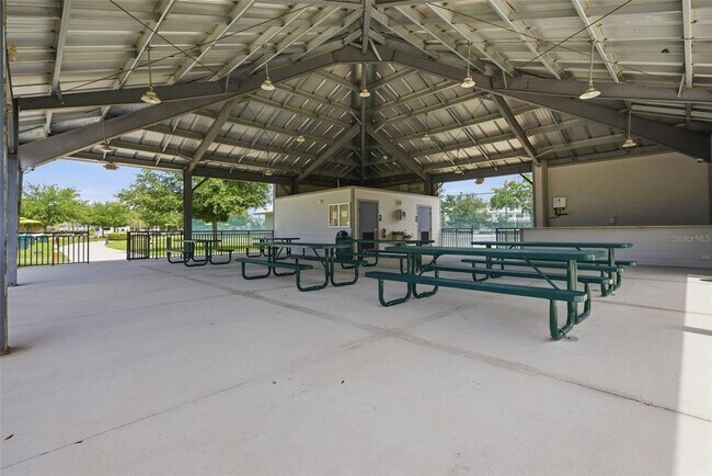 Building Photo - 2434 Australia Way E