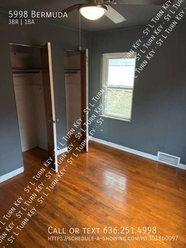 Building Photo - 5998 Bermuda-