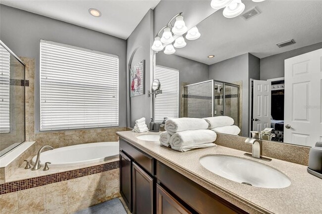 Building Photo - 7514 Forest Mere Dr