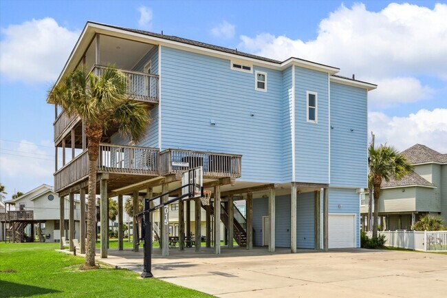 Building Photo - 4015 War Chest Ct