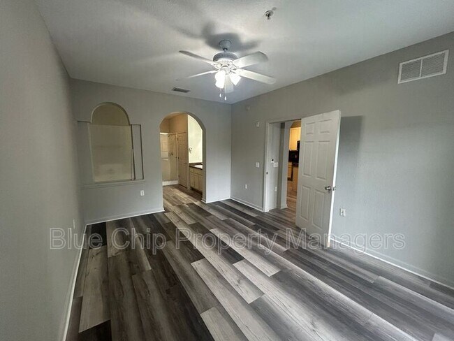 Building Photo - 14200 Avalon Rd