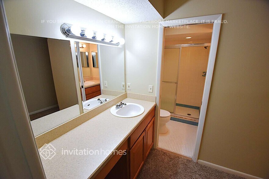Building Photo - 1030 Weathered Wood Cir