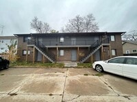 Building Photo - $995 | 1 Bedroom, 1 Bathroom Apartment | P...