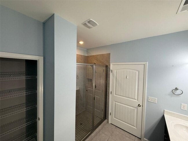 Building Photo - 2460 Laurel Gate Ln